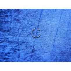 Volvo Penta retaining ring 914515